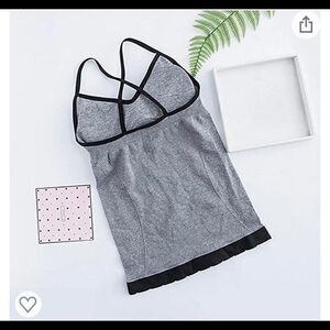 Shelf bra top with removable padding size S